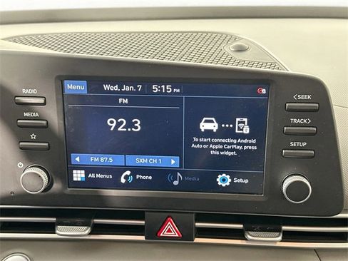 Used 2021 Hyundai Elantra SEL image 11