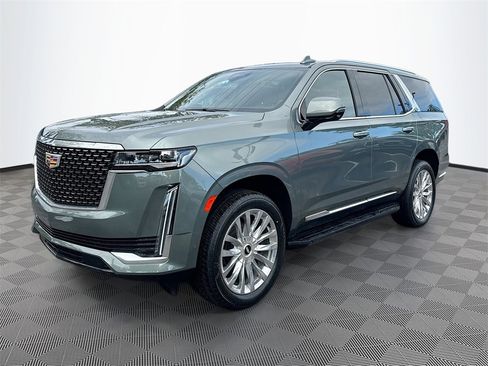Used 2024 Cadillac Escalade Premium Luxury image 4