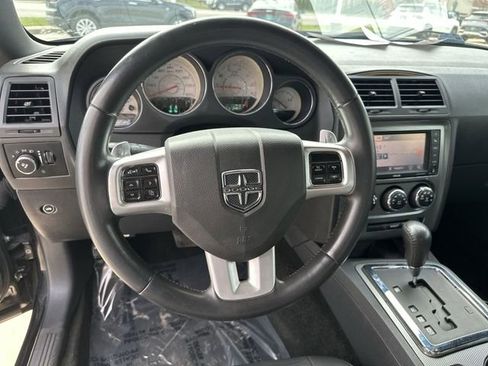 Used 2014 Dodge Challenger R/T Plus image 13