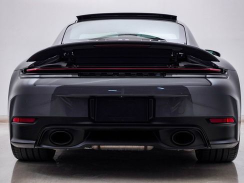 Certified 2025 Porsche 911 Carrera image 10