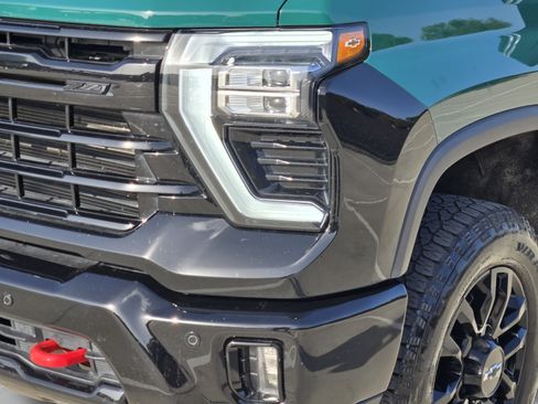Used 2025 Chevrolet Silverado 2500 LT w/ Trail Boss Package AWD/4WD image 29