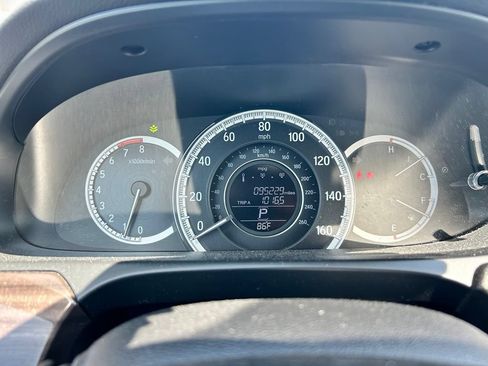 Used 2017 Honda Accord EX-L image 16