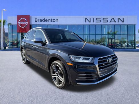 Used 2018 Audi SQ5 Prestige image 3