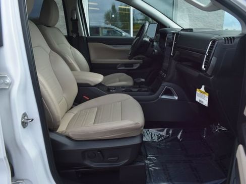 Used 2024 Ford Ranger Lariat w/ Trailer Tow Package AWD/4WD image 42