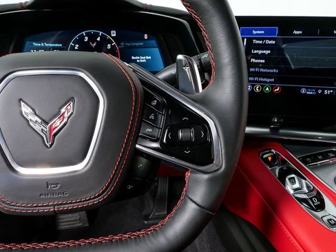 Used 2023 Chevrolet Corvette Stingray w/ Z51 Performance Package image 11