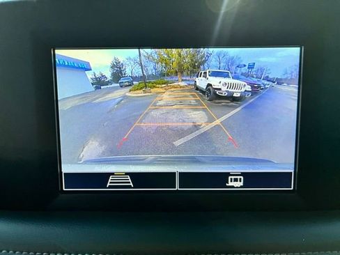 Used 2023 Chevrolet Tahoe LS AWD/4WD image 36