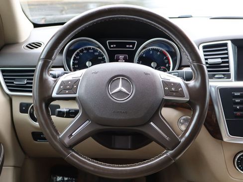 Used 2013 Mercedes-Benz ML 350 4MATIC image 18