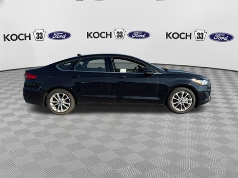 Used 2019 Ford Fusion SE FWD image 9