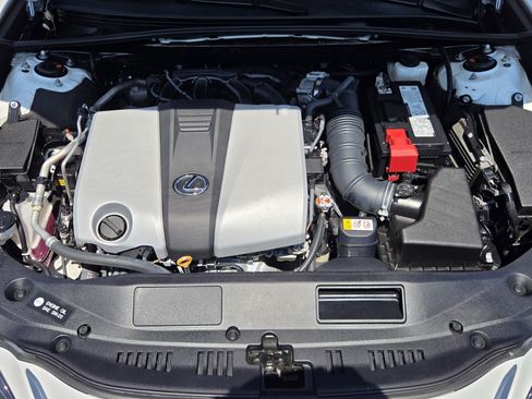 Used 2025 Lexus ES 350 w/ Accessory Package (Z2) FWD image 11
