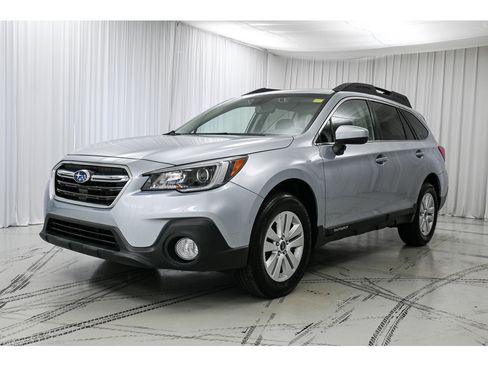 Used 2019 Subaru Outback 2.5i Premium AWD/4WD image 4