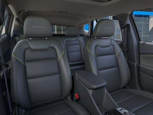 New 2026 Chevrolet Trax ACTIV FWD image 40