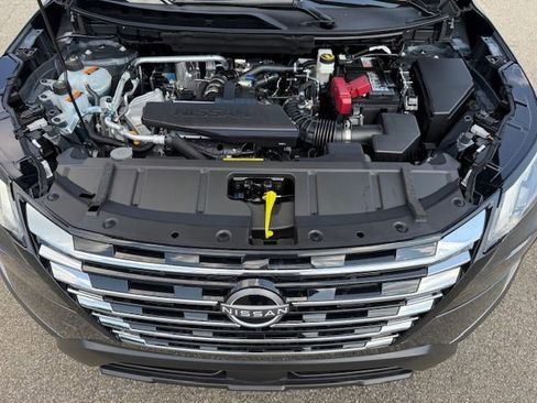 New 2026 Nissan Rogue S image 30