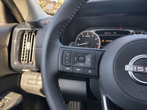 New 2025 Nissan Pathfinder SV image 24