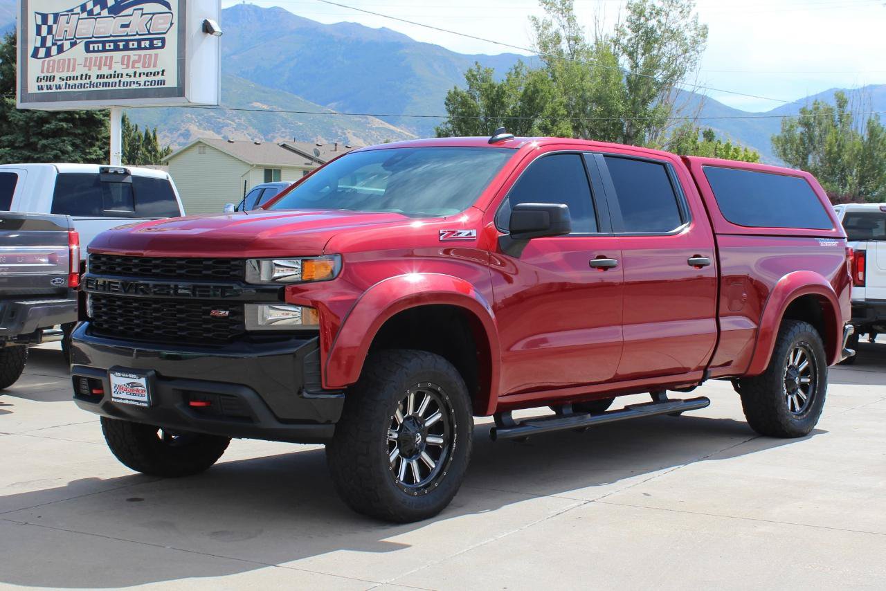 Used 2021 Chevrolet Silverado 1500 Custom Trail Boss w/ Safety Confidence Package AWD/4WD image 2