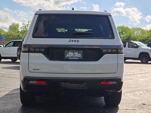 New 2026 Jeep Grand Wagoneer Limited AWD/4WD image 31