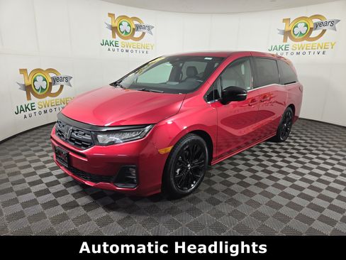 Used 2025 Honda Odyssey Sport-L image 3