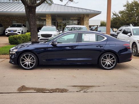 Used 2023 Genesis G70 2.0T image 4
