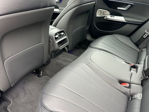 New 2026 Mercedes-Benz E 450 4MATIC All-Terrain Wagon image 11