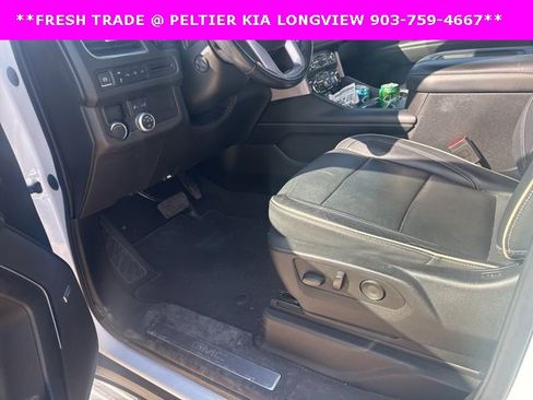 Used 2021 GMC Yukon XL SLT w/ Rear Media and Nav Package image 16