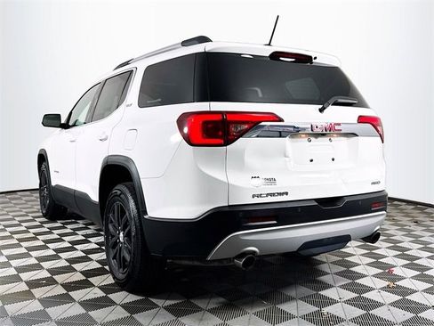 Used 2018 GMC Acadia SLT image 6