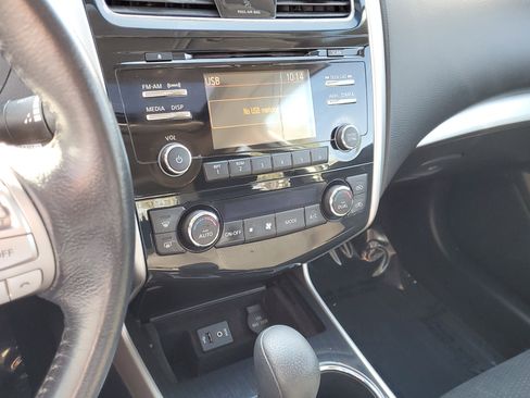 Used 2014 Nissan Altima 2.5 SV w/ Convenience Package image 27
