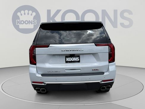 New 2026 GMC Yukon XL Denali w/ Denali Reserve Package AWD/4WD image 4