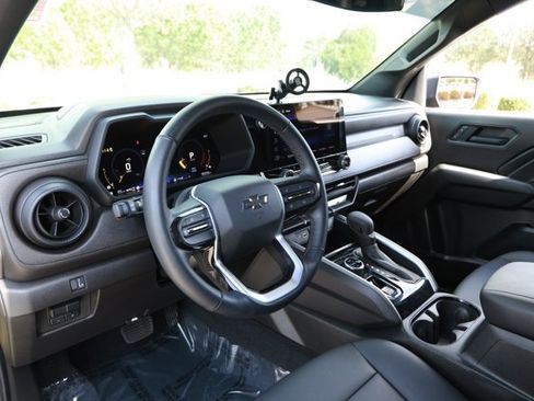 Used 2025 Chevrolet Colorado Trail Boss image 22