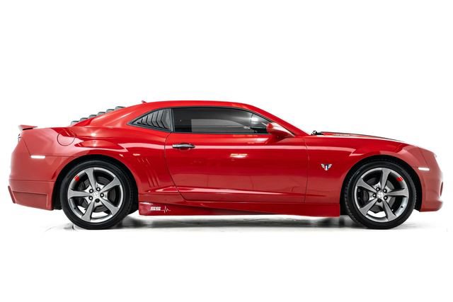 Used 2012 Chevrolet Camaro SS w/ RS Package RWD image 5