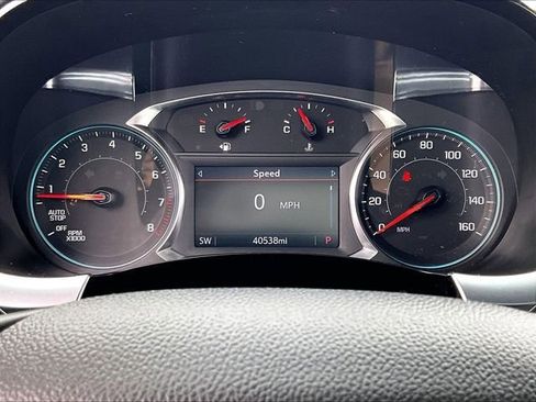 Used 2023 Chevrolet Traverse LT FWD image 26