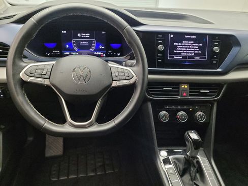 Used 2023 Volkswagen Taos SE w/ Black Wheel Package FWD image 22