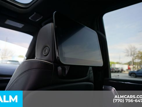 Used 2023 Cadillac Escalade Sport Platinum w/ LPO, ONYX Package image 28