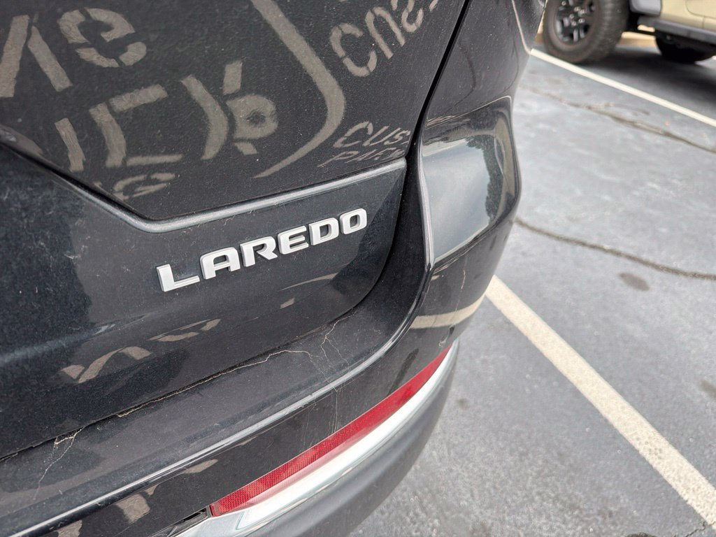 Certified 2025 Jeep Grand Cherokee Laredo X w/ Luxury Tech Group I RWD image 8