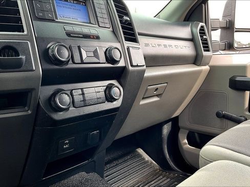 Used 2021 Ford F350 XL image 23