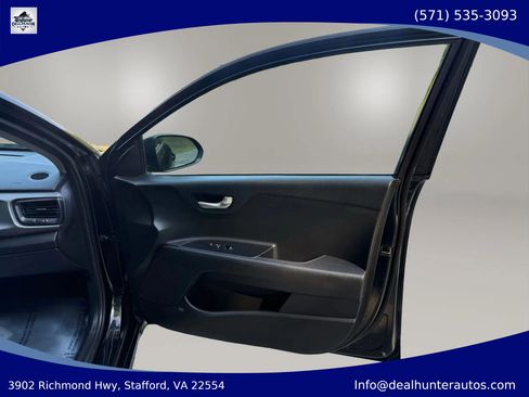 Used 2020 Kia Rio S FWD image 16