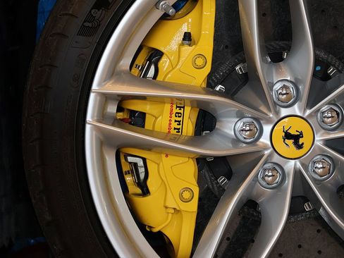 Certified 2017 Ferrari 488 Spider RWD image 11