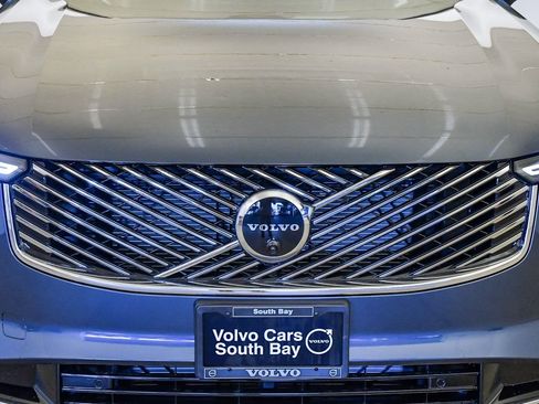 Certified 2026 Volvo XC90 B6 Plus w/ Protection Package AWD/4WD image 8