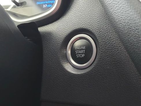 Used 2022 Toyota Corolla SE image 33