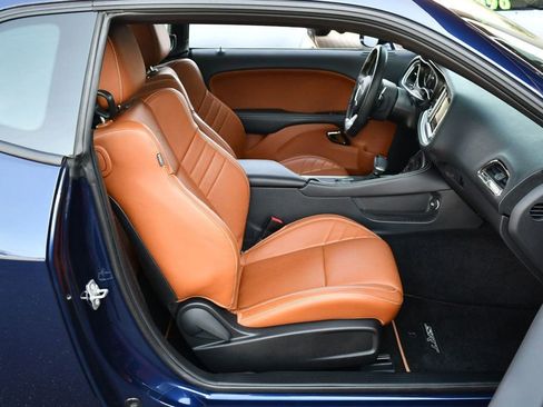 Used 2017 Dodge Challenger SRT Hellcat image 18