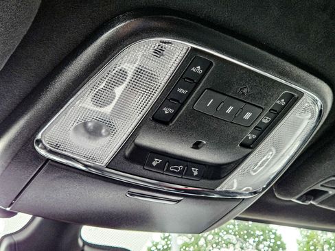 Used 2020 Jeep Grand Cherokee SRT image 32