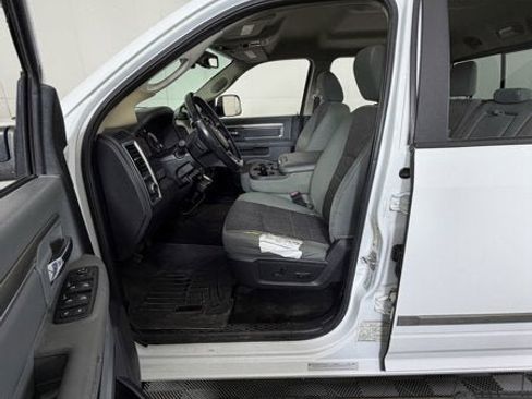 Used 2016 RAM 3500 Big Horn image 8