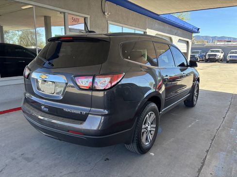 Used 2016 Chevrolet Traverse LT image 22
