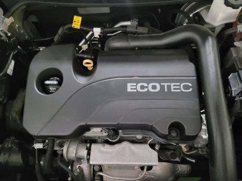 Used 2020 Chevrolet Equinox LS image 30