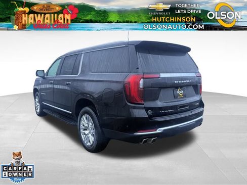 Used 2025 GMC Yukon XL Denali image 3