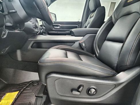 New 2026 RAM 1500 Big Horn AWD/4WD image 11