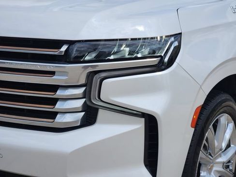 Used 2021 Chevrolet Tahoe High Country w/ Premium Package RWD image 10