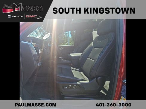 Used 2025 GMC Yukon Denali w/ Denali Reserve Package AWD/4WD image 14
