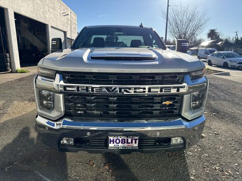 Used 2023 Chevrolet Silverado 2500 LT w/ Convenience Package image 8