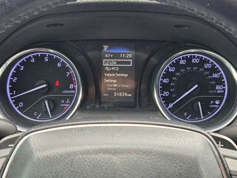 Used 2019 Toyota Camry SE FWD image 24