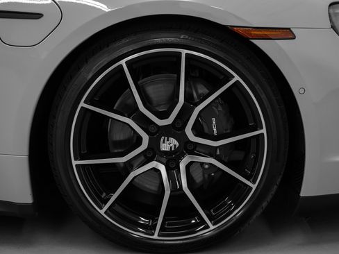 New 2025 Porsche Taycan image 15