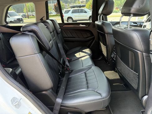 Used 2016 Mercedes-Benz GL 450 4MATIC image 24